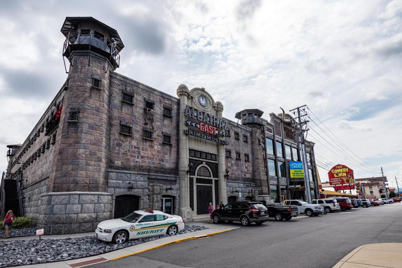 Holly Berry Villa Pigeon Forge Exterior photo